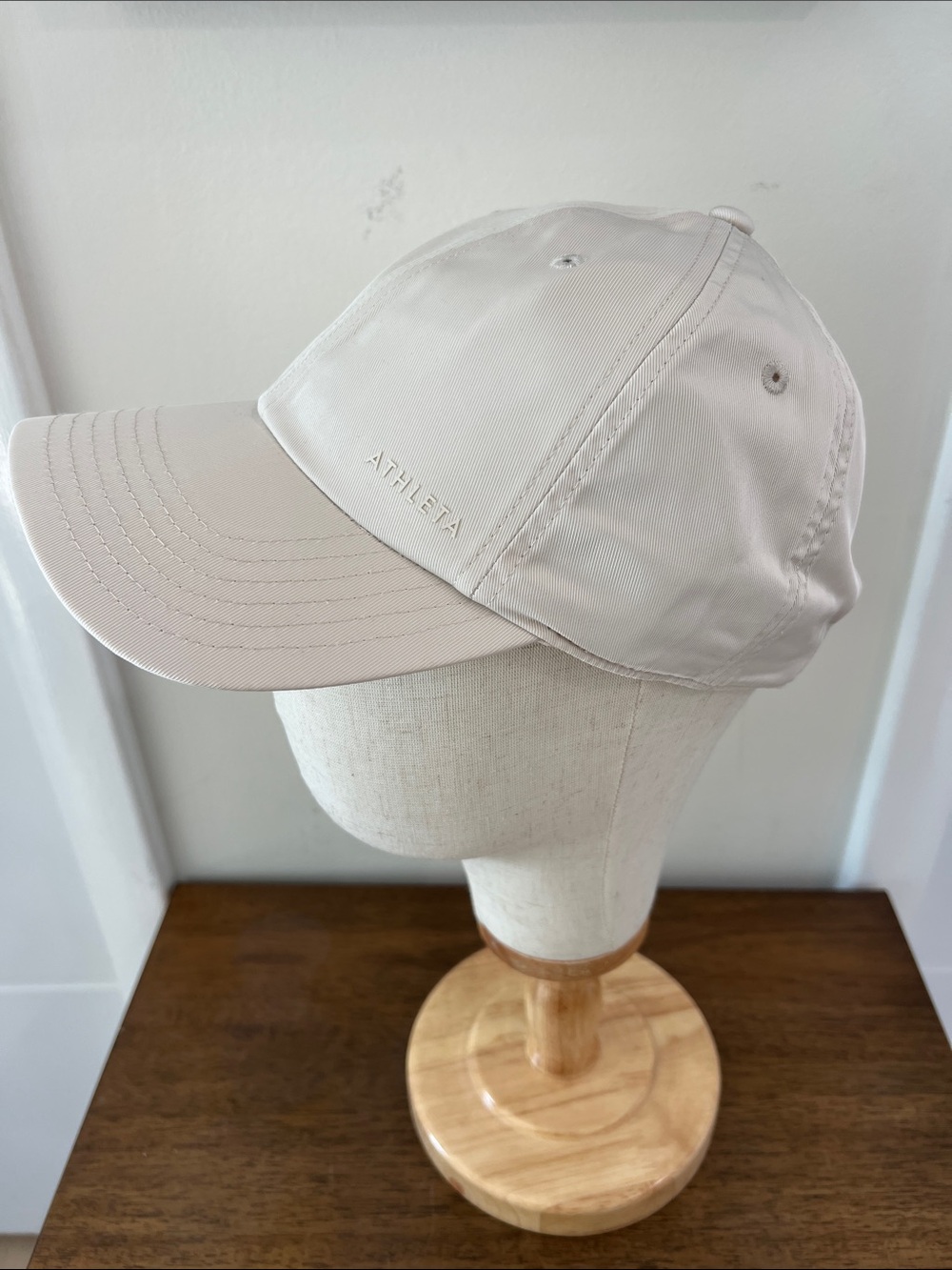 Athleta Sateen Cap - Cream